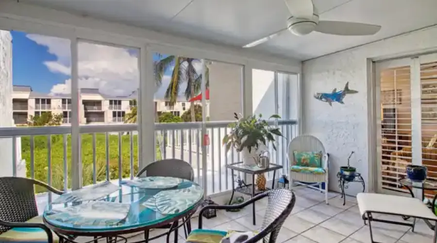 200 Periwinkle Way, Sanibel, Florida, 33957, United States, 3 Bedrooms Bedrooms, 8 Rooms Rooms,2 BathroomsBathrooms,Waterfront,For Sale,Lighthouse Point,Periwinkle,2,1941397