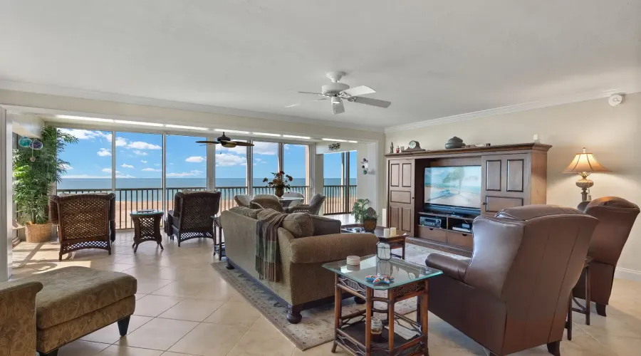 3225 West Gulf Drive, Sanibel, Florida, 33957, United States, 2 Bedrooms Bedrooms, 10 Rooms Rooms,2 BathroomsBathrooms,Waterfront,For Sale,Tamarind at the Reef,West Gulf,2,1941398