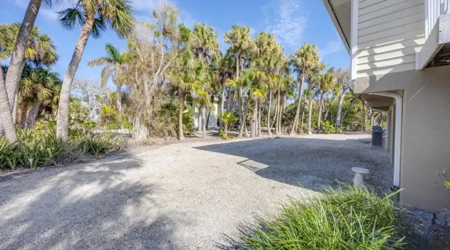702 Pyrula Street, Sanibel, Florida, 33957, United States, 3 Bedrooms Bedrooms, 10 Rooms Rooms,2 BathroomsBathrooms,Residential,For Sale,Pyrula,1942247