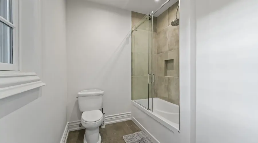 2025 Heartwood Court, Mississauga, Ontario, L5C 4P7, Canada, 4 Bedrooms Bedrooms, ,5 BathroomsBathrooms,Residential,For Sale,1942412