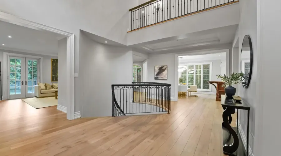 2025 Heartwood Court, Mississauga, Ontario, L5C 4P7, Canada, 4 Bedrooms Bedrooms, ,5 BathroomsBathrooms,Residential,For Sale,1942412