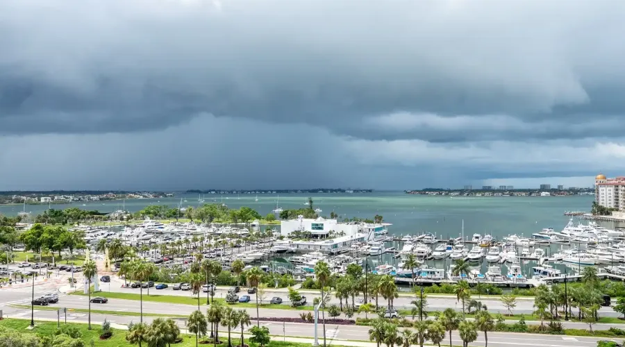 1255 N Gulfstream Ave, Sarasota, Florida, 34236, United States, 2 Bedrooms Bedrooms, 5 Rooms Rooms,2 BathroomsBathrooms,Residential,For Sale,Bay Plaza,Gulfstream Ave,1942413