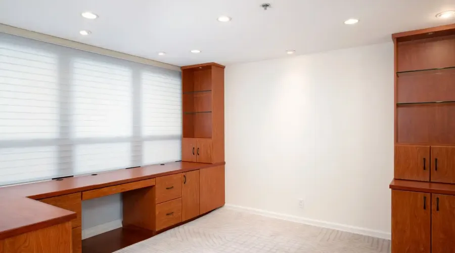 1255 N Gulfstream Ave, Sarasota, Florida, 34236, United States, 2 Bedrooms Bedrooms, 5 Rooms Rooms,2 BathroomsBathrooms,Residential,For Sale,Bay Plaza,Gulfstream Ave,1942413