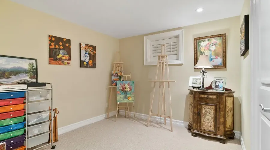 1522 Glenhill Crescent, Mississauga, Ontario, L5H 3C5, Canada, 2 Bedrooms Bedrooms, ,3 BathroomsBathrooms,Residential,For Sale,1942414