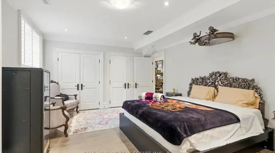 883 Parkland Avenue, Mississauga, Ontario, L5H 3G6, Canada, 4 Bedrooms Bedrooms, ,7 BathroomsBathrooms,Residential,For Sale,1943840