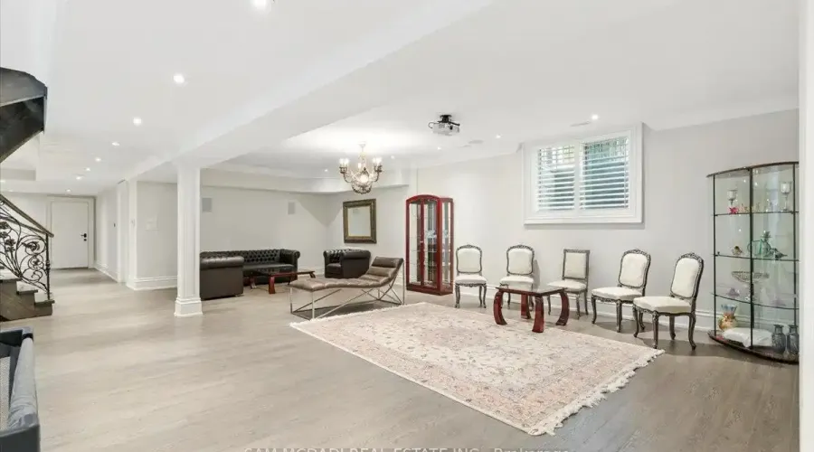 883 Parkland Avenue, Mississauga, Ontario, L5H 3G6, Canada, 4 Bedrooms Bedrooms, ,7 BathroomsBathrooms,Residential,For Sale,1943840