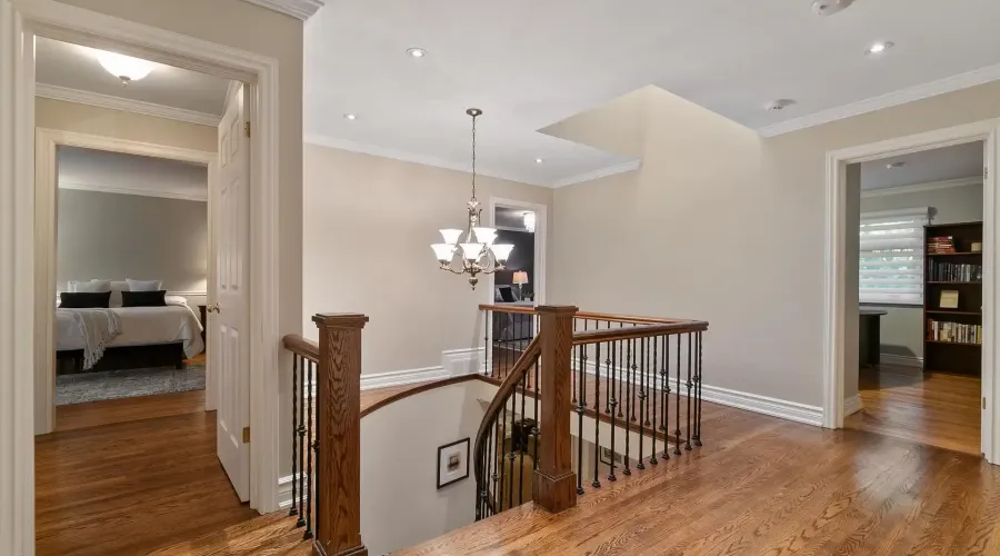 1383 Watersedge Road, Mississauga, Ontario, L5J 1A3, Canada, 5 Bedrooms Bedrooms, ,4 BathroomsBathrooms,Residential,For Sale,1943841