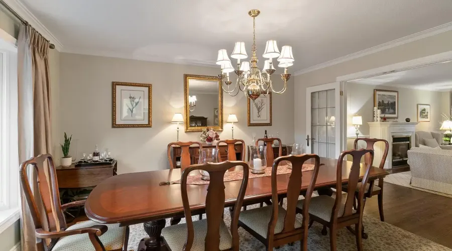 1383 Watersedge Road, Mississauga, Ontario, L5J 1A3, Canada, 5 Bedrooms Bedrooms, ,4 BathroomsBathrooms,Residential,For Sale,1943841