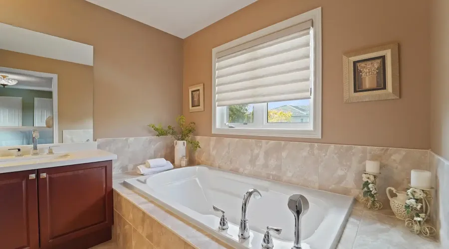 11 Louvre Circle, Brampton, Ontario, L6P 1W2, Canada, 4 Bedrooms Bedrooms, ,4 BathroomsBathrooms,Residential,For Sale,1943842