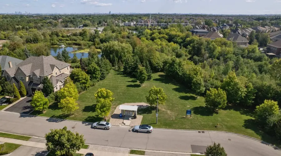 11 Louvre Circle, Brampton, Ontario, L6P 1W2, Canada, 4 Bedrooms Bedrooms, ,4 BathroomsBathrooms,Residential,For Sale,1943842
