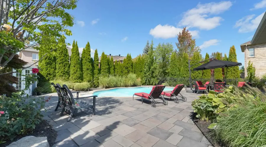 11 Louvre Circle, Brampton, Ontario, L6P 1W2, Canada, 4 Bedrooms Bedrooms, ,4 BathroomsBathrooms,Residential,For Sale,1943842