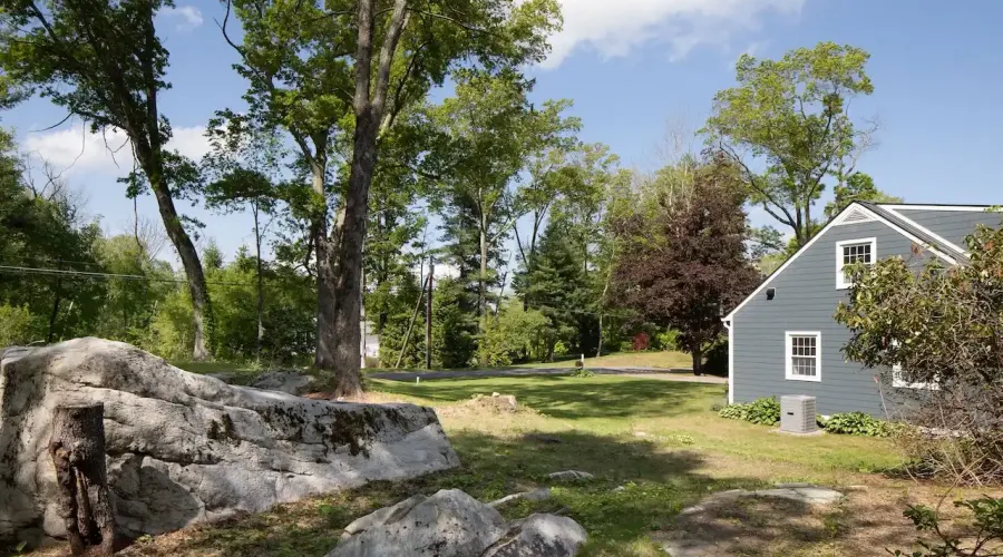 331 Calkinstown Road, Sharon, Connecticut, 06069, United States, 4 Bedrooms Bedrooms, 9 Rooms Rooms,4 BathroomsBathrooms,Residential,For Sale,Calkinstown,1944464