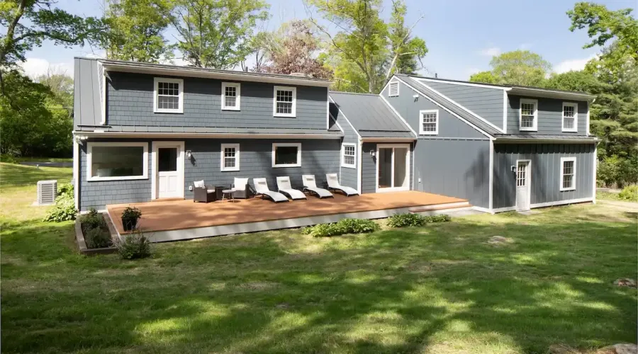 331 Calkinstown Road, Sharon, Connecticut, 06069, United States, 4 Bedrooms Bedrooms, 9 Rooms Rooms,4 BathroomsBathrooms,Residential,For Sale,Calkinstown,1944464