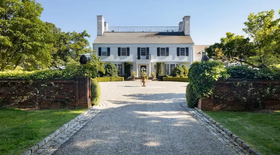 406 Wells Hill Road, Salisbury, Connecticut, 06068, United States, 6 Bedrooms Bedrooms, 13 Rooms Rooms,5 BathroomsBathrooms,Residential,For Sale,Road,1944465
