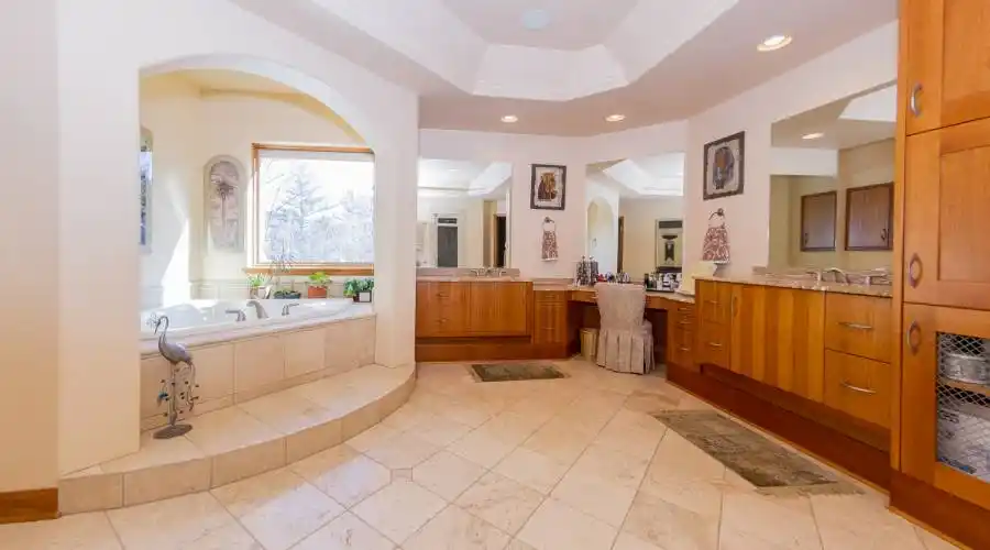 6 Cherry Tree La,Saratoga Springs,New York 12866,United States,4 Bedrooms Bedrooms,4 BathroomsBathrooms,Residential,Cherry Tree,190234