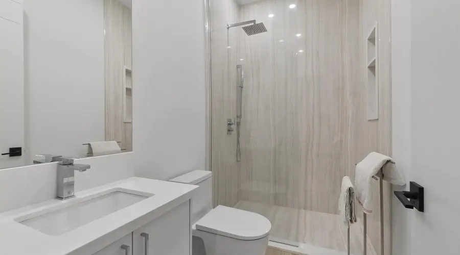 1509 Pembroke Drive, Oakville, Ontario, L6H 1V6, Canada, 4 Bedrooms Bedrooms, ,7 BathroomsBathrooms,Residential,For Sale,1945099