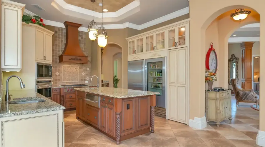 8305 Farington Court, Bradenton, Florida, 34202, United States, 4 Bedrooms Bedrooms, 12 Rooms Rooms,5 BathroomsBathrooms,Residential,For Sale,Farington,1945373