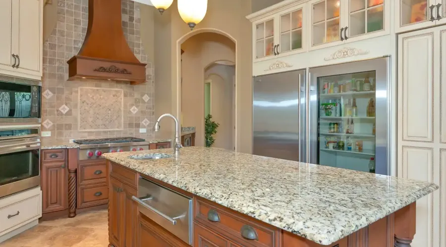 8305 Farington Court, Bradenton, Florida, 34202, United States, 4 Bedrooms Bedrooms, 12 Rooms Rooms,5 BathroomsBathrooms,Residential,For Sale,Farington,1945373