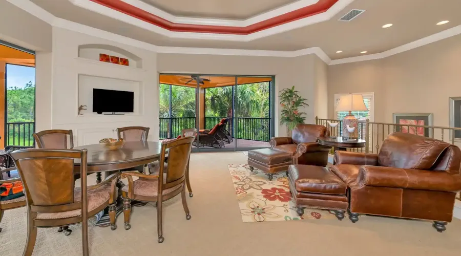 8305 Farington Court, Bradenton, Florida, 34202, United States, 4 Bedrooms Bedrooms, 12 Rooms Rooms,5 BathroomsBathrooms,Residential,For Sale,Farington,1945373