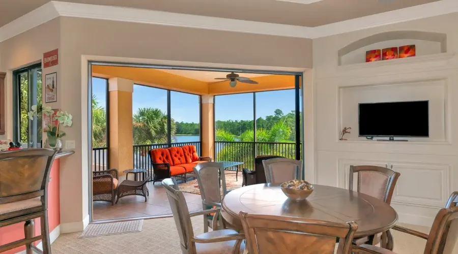 8305 Farington Court, Bradenton, Florida, 34202, United States, 4 Bedrooms Bedrooms, 12 Rooms Rooms,5 BathroomsBathrooms,Residential,For Sale,Farington,1945373