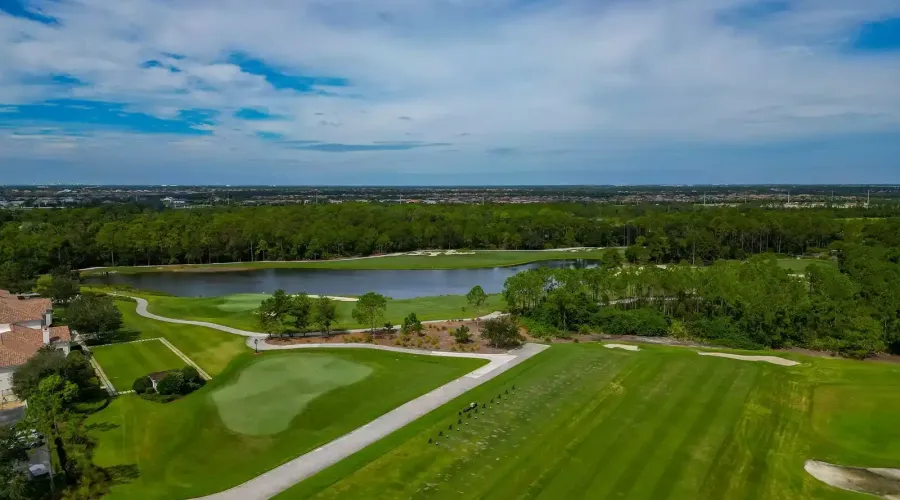 8305 Farington Court, Bradenton, Florida, 34202, United States, 4 Bedrooms Bedrooms, 12 Rooms Rooms,5 BathroomsBathrooms,Residential,For Sale,Farington,1945373