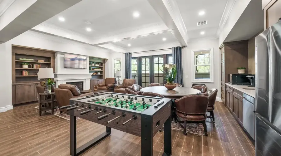 8305 Farington Court, Bradenton, Florida, 34202, United States, 4 Bedrooms Bedrooms, 12 Rooms Rooms,5 BathroomsBathrooms,Residential,For Sale,Farington,1945373