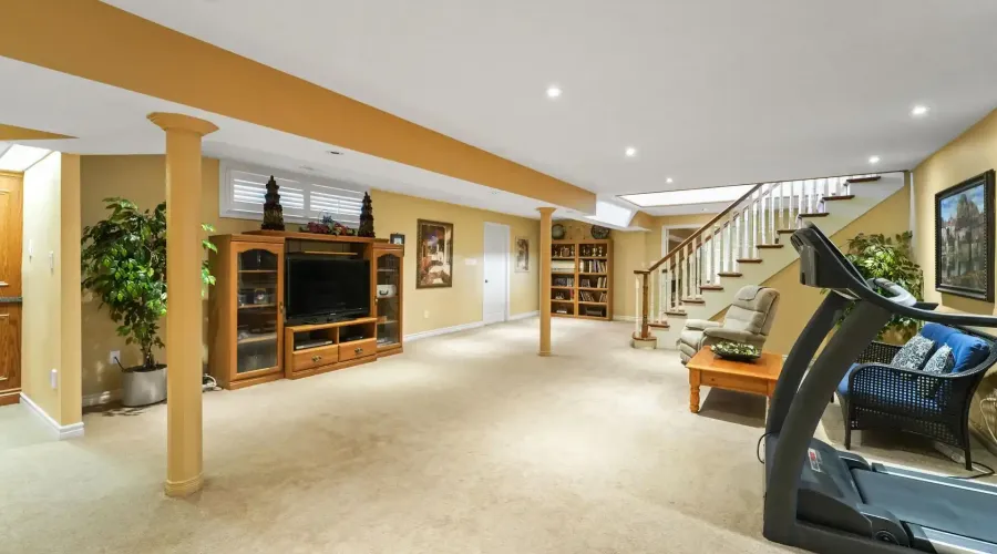 5431 Appleby Line, Burlington, Ontario, L7M 0P3, Canada, 4 Bedrooms Bedrooms, ,6 BathroomsBathrooms,Residential,For Sale,1946448