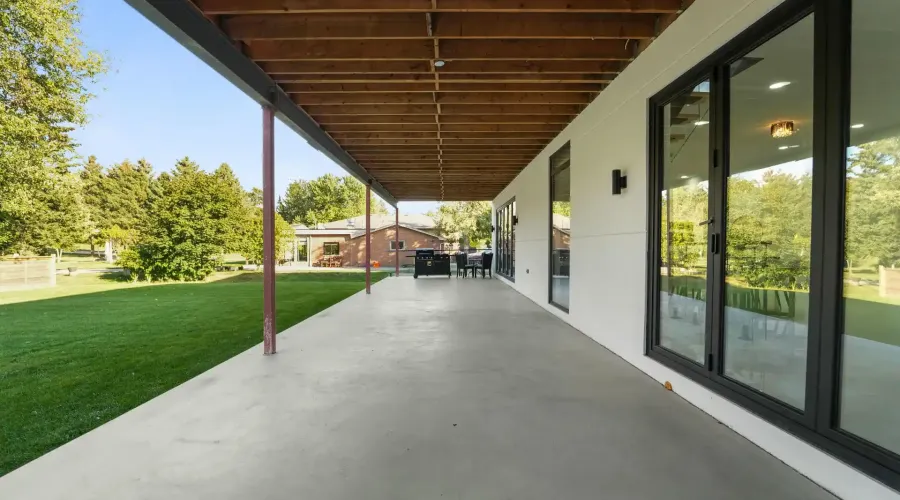 4511 Guelph Line, Burlington, Ontario, L7P 0N3, Canada, 5 Bedrooms Bedrooms, ,7 BathroomsBathrooms,Residential,For Sale,1946545