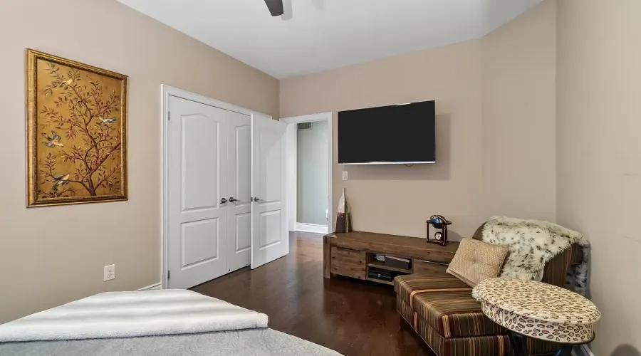 1220 Milna Drive, Oakville, Ontario, L6H 0A8, Canada, 4 Bedrooms Bedrooms, ,5 BathroomsBathrooms,Residential,For Sale,1952079