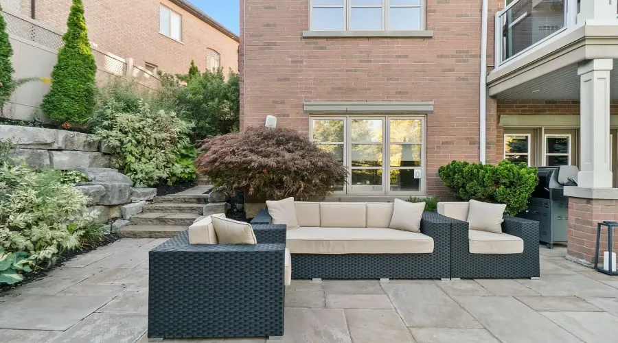 1220 Milna Drive, Oakville, Ontario, L6H 0A8, Canada, 4 Bedrooms Bedrooms, ,5 BathroomsBathrooms,Residential,For Sale,1952079
