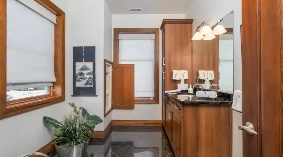 504 Ocean View Ave,Norfolk,Virginia 23503,United States,4 Bedrooms Bedrooms,4 BathroomsBathrooms,Residential,Ocean View Ave,190994