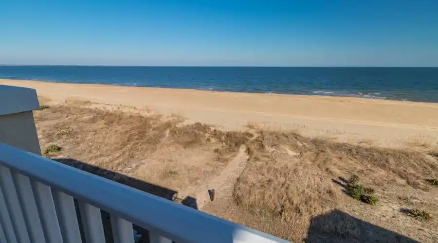 504 Ocean View Ave,Norfolk,Virginia 23503,United States,4 Bedrooms Bedrooms,4 BathroomsBathrooms,Residential,Ocean View Ave,190994