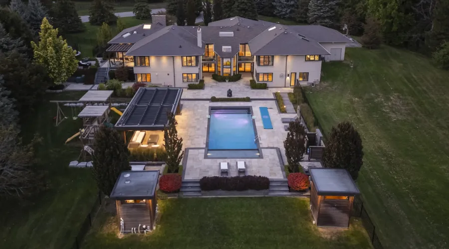 17 Dew Drop Crt, Vaughan, Ontario, L6A 1E9, Canada, 5 Bedrooms Bedrooms, 10 Rooms Rooms,6 BathroomsBathrooms,Residential,For Sale,Dew Drop,1952509