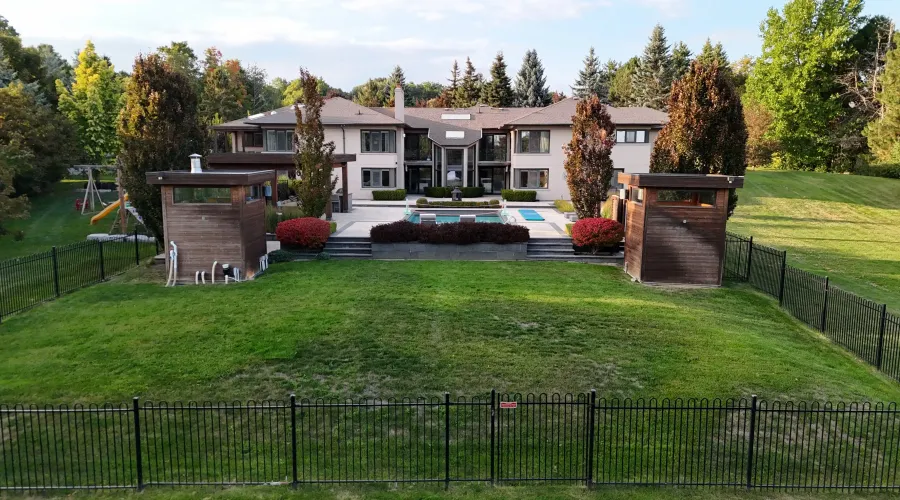 17 Dew Drop Crt, Vaughan, Ontario, L6A 1E9, Canada, 5 Bedrooms Bedrooms, 10 Rooms Rooms,6 BathroomsBathrooms,Residential,For Sale,Dew Drop,1952509