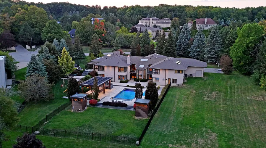 17 Dew Drop Crt, Vaughan, Ontario, L6A 1E9, Canada, 5 Bedrooms Bedrooms, 10 Rooms Rooms,6 BathroomsBathrooms,Residential,For Sale,Dew Drop,1952509