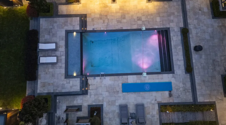 17 Dew Drop Crt, Vaughan, Ontario, L6A 1E9, Canada, 5 Bedrooms Bedrooms, 10 Rooms Rooms,6 BathroomsBathrooms,Residential,For Sale,Dew Drop,1952509