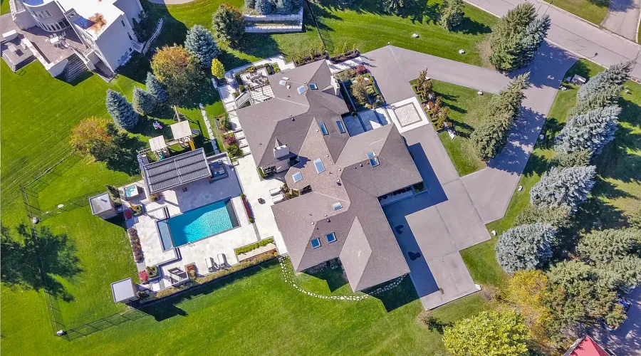 17 Dew Drop Crt, Vaughan, Ontario, L6A 1E9, Canada, 5 Bedrooms Bedrooms, 10 Rooms Rooms,6 BathroomsBathrooms,Residential,For Sale,Dew Drop,1952509