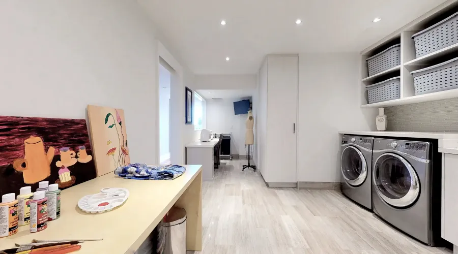 17 Dew Drop Crt, Vaughan, Ontario, L6A 1E9, Canada, 5 Bedrooms Bedrooms, 10 Rooms Rooms,6 BathroomsBathrooms,Residential,For Sale,Dew Drop,1952509