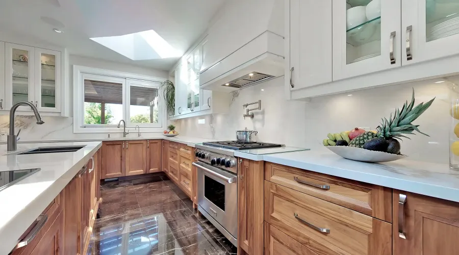 17 Dew Drop Crt, Vaughan, Ontario, L6A 1E9, Canada, 5 Bedrooms Bedrooms, 10 Rooms Rooms,6 BathroomsBathrooms,Residential,For Sale,Dew Drop,1952509