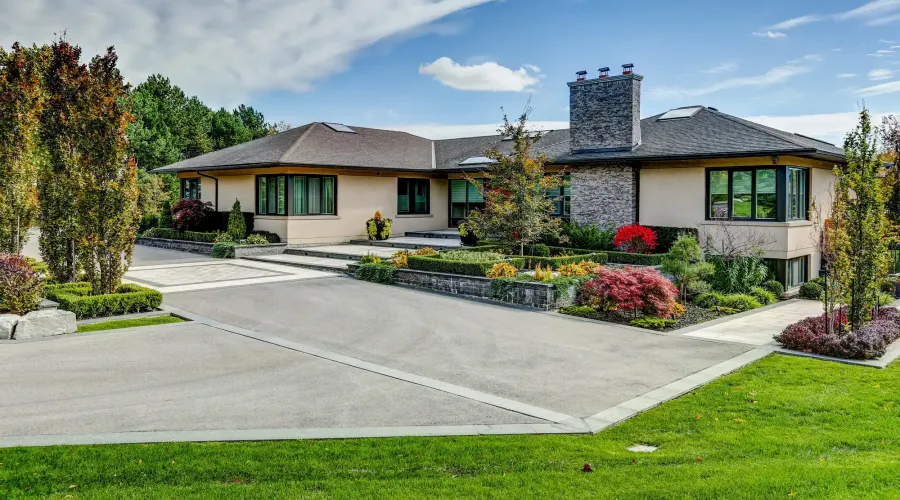 17 Dew Drop Crt, Vaughan, Ontario, L6A 1E9, Canada, 5 Bedrooms Bedrooms, 10 Rooms Rooms,6 BathroomsBathrooms,Residential,For Sale,Dew Drop,1952509