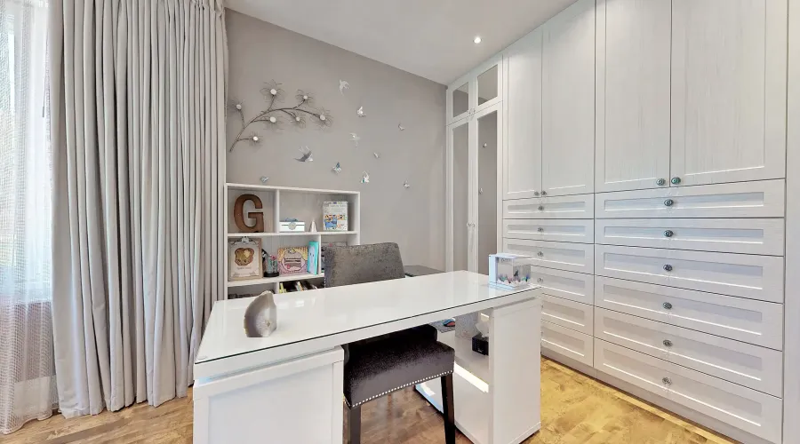 17 Dew Drop Crt, Vaughan, Ontario, L6A 1E9, Canada, 5 Bedrooms Bedrooms, 10 Rooms Rooms,6 BathroomsBathrooms,Residential,For Sale,Dew Drop,1952509