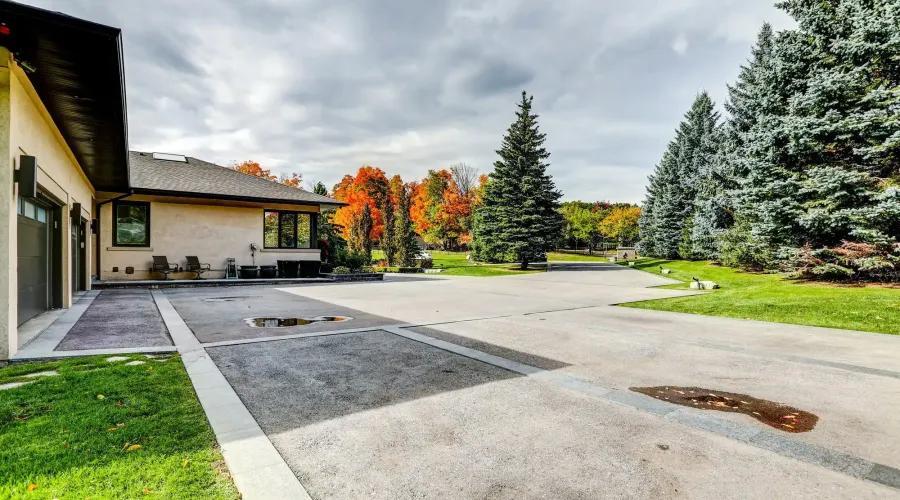 17 Dew Drop Crt, Vaughan, Ontario, L6A 1E9, Canada, 5 Bedrooms Bedrooms, 10 Rooms Rooms,6 BathroomsBathrooms,Residential,For Sale,Dew Drop,1952509