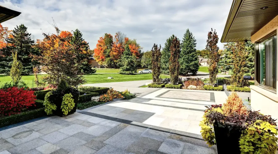 17 Dew Drop Crt, Vaughan, Ontario, L6A 1E9, Canada, 5 Bedrooms Bedrooms, 10 Rooms Rooms,6 BathroomsBathrooms,Residential,For Sale,Dew Drop,1952509