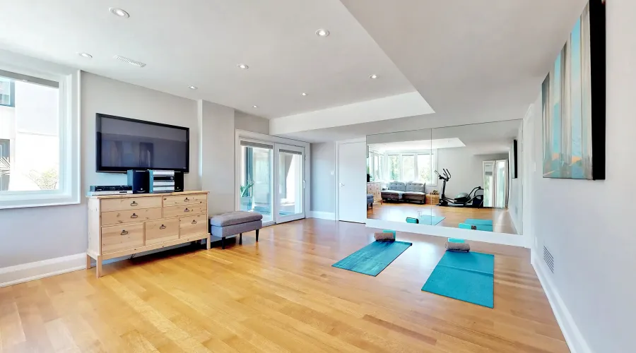 17 Dew Drop Crt, Vaughan, Ontario, L6A 1E9, Canada, 5 Bedrooms Bedrooms, 10 Rooms Rooms,6 BathroomsBathrooms,Residential,For Sale,Dew Drop,1952509