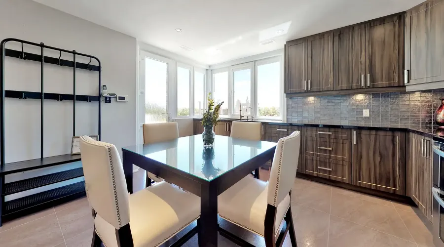 17 Dew Drop Crt, Vaughan, Ontario, L6A 1E9, Canada, 5 Bedrooms Bedrooms, 10 Rooms Rooms,6 BathroomsBathrooms,Residential,For Sale,Dew Drop,1952509