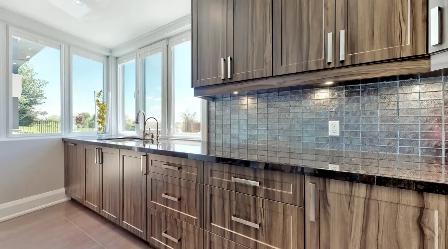 17 Dew Drop Crt, Vaughan, Ontario, L6A 1E9, Canada, 5 Bedrooms Bedrooms, 10 Rooms Rooms,6 BathroomsBathrooms,Residential,For Sale,Dew Drop,1952509