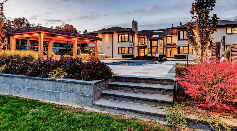 17 Dew Drop Crt, Vaughan, Ontario, L6A 1E9, Canada, 5 Bedrooms Bedrooms, 10 Rooms Rooms,6 BathroomsBathrooms,Residential,For Sale,Dew Drop,1952509