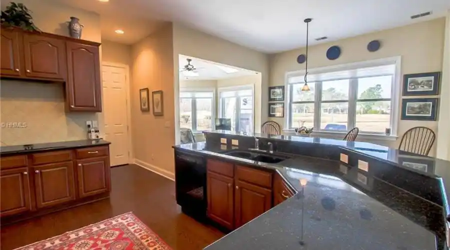 22 Farnsleigh Avenue,Bluffton,South Carolina 29910,United States,5 Bedrooms Bedrooms,5 Rooms Rooms,3 BathroomsBathrooms,Residential,Farnsleigh Avenue,191005