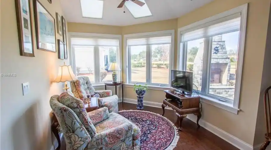 22 Farnsleigh Avenue,Bluffton,South Carolina 29910,United States,5 Bedrooms Bedrooms,5 Rooms Rooms,3 BathroomsBathrooms,Residential,Farnsleigh Avenue,191005