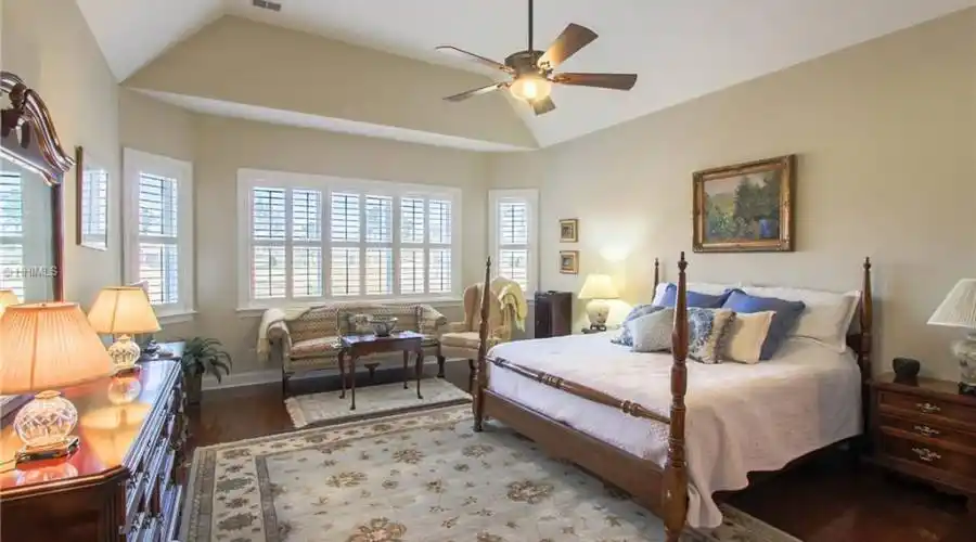 22 Farnsleigh Avenue,Bluffton,South Carolina 29910,United States,5 Bedrooms Bedrooms,5 Rooms Rooms,3 BathroomsBathrooms,Residential,Farnsleigh Avenue,191005